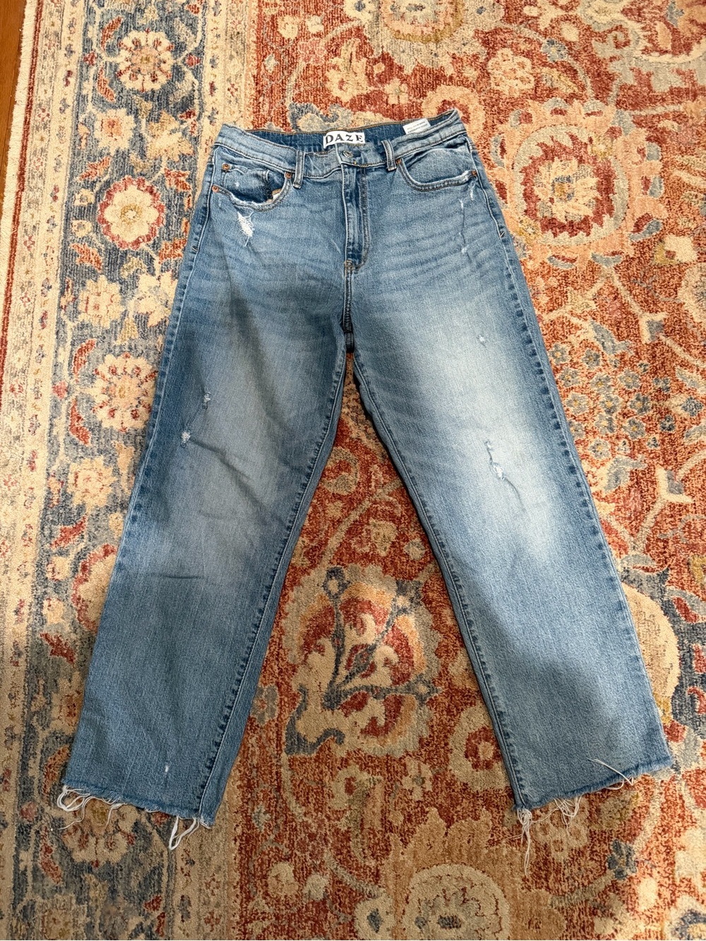 Women’s Light Wash Blue Straight-Leg Jeans